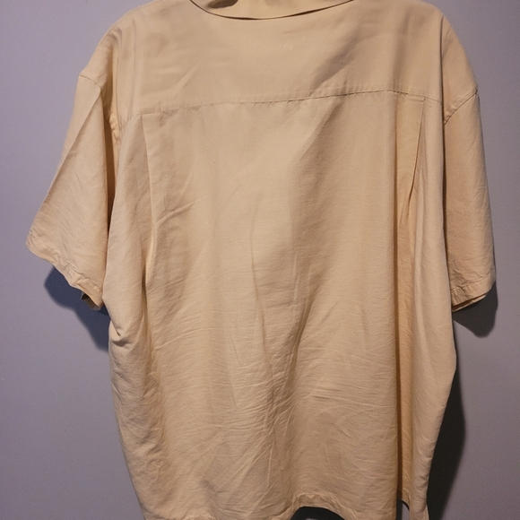 Mens shirt, Cutter Buck, size 4xb/4xt, yellow, short sleeve, button up, gold - Picture 3 of 3
